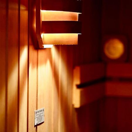 Helle Kellerwohnung Im Gruenen Mit Sauna โคโลญ ภายนอก รูปภาพ